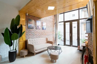 Appartement — 5 to 10 bedrooms houses